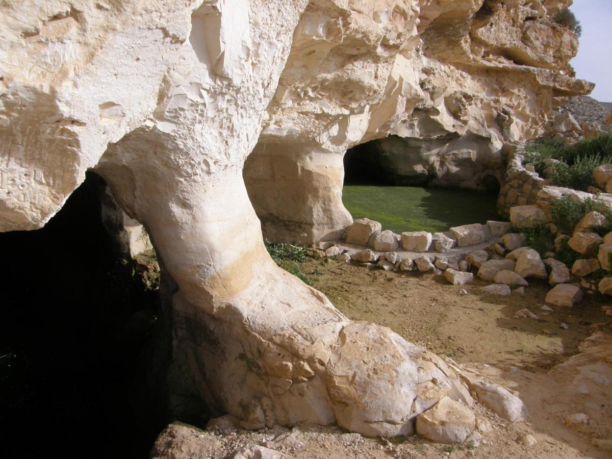 Hadass Desert Inn Dimona Exterior photo