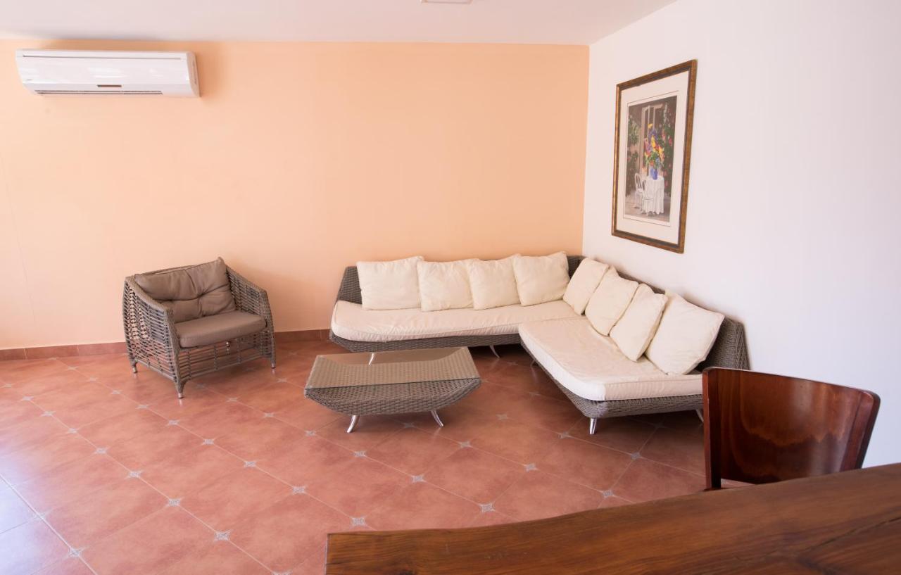 Hadass Desert Inn Dimona Exterior photo