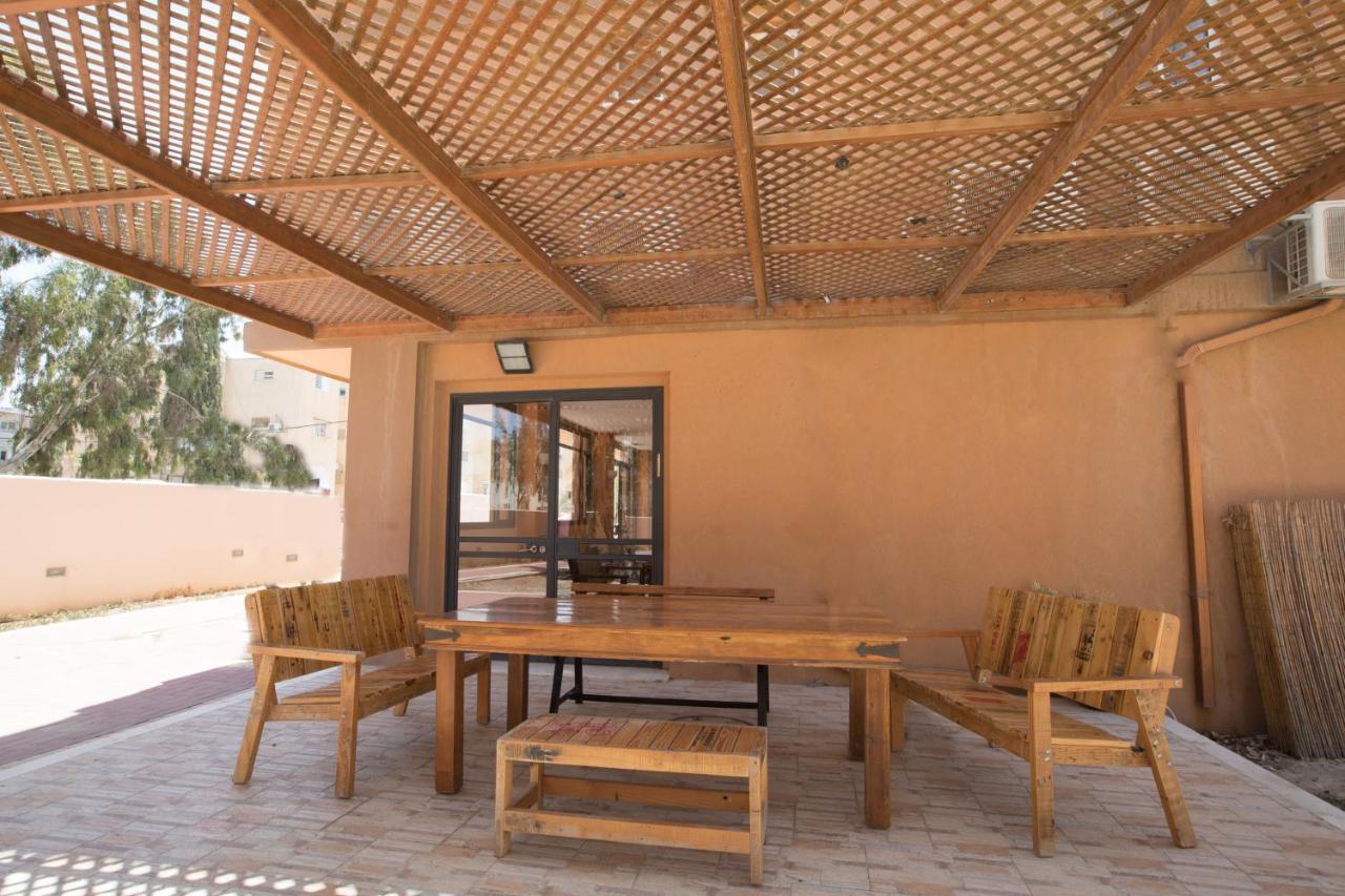 Hadass Desert Inn Dimona Exterior photo